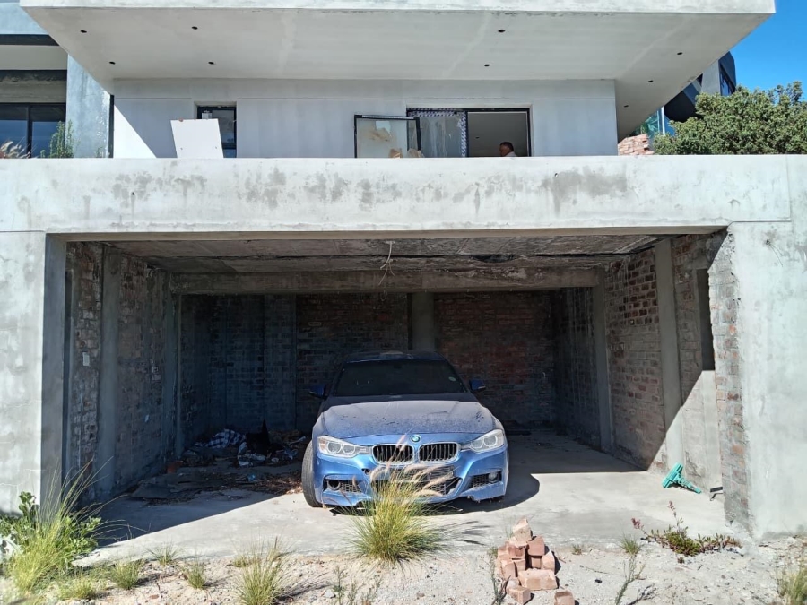 6 Bedroom Property for Sale in Gordons Bay Western Cape